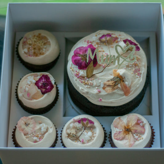 Mini Cake and Cupcake Set- Floral Edition