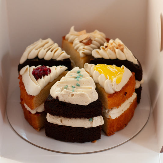 Cake Flavour Tasting Box