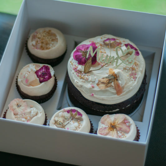 Mini Cake and Cupcake Set- Floral Edition